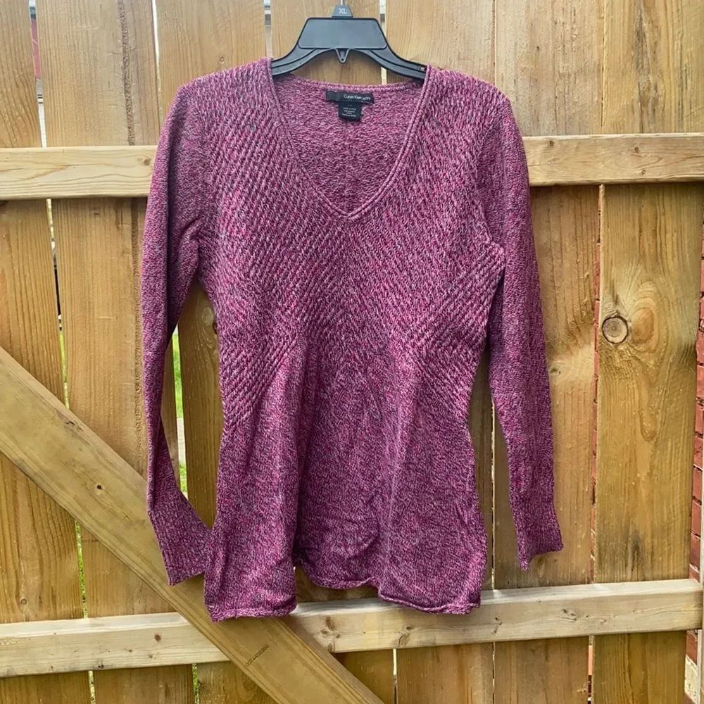 Calvin Klein sweater sz. L